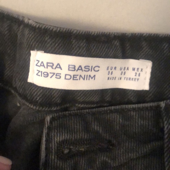 BOYFRIEND JEANS - Picture 2 of 4